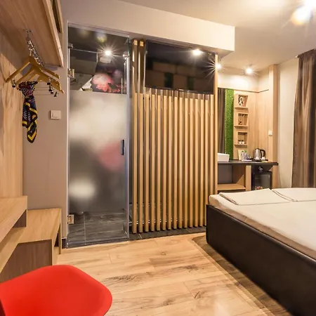 Hotel Allur 3*