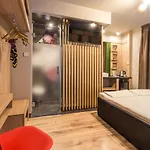 Hotel Allur 3*