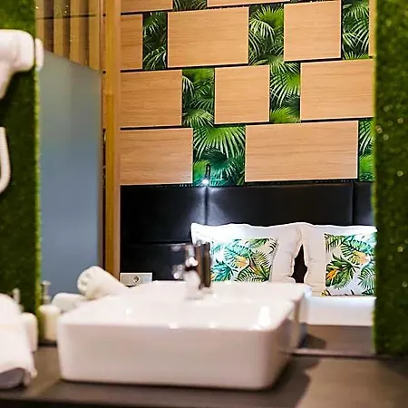 Otel Allur