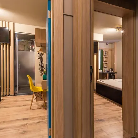 Allur Hotel